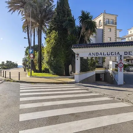 2 Bdr Next To The In Puerto Banus Apartamento Marbella